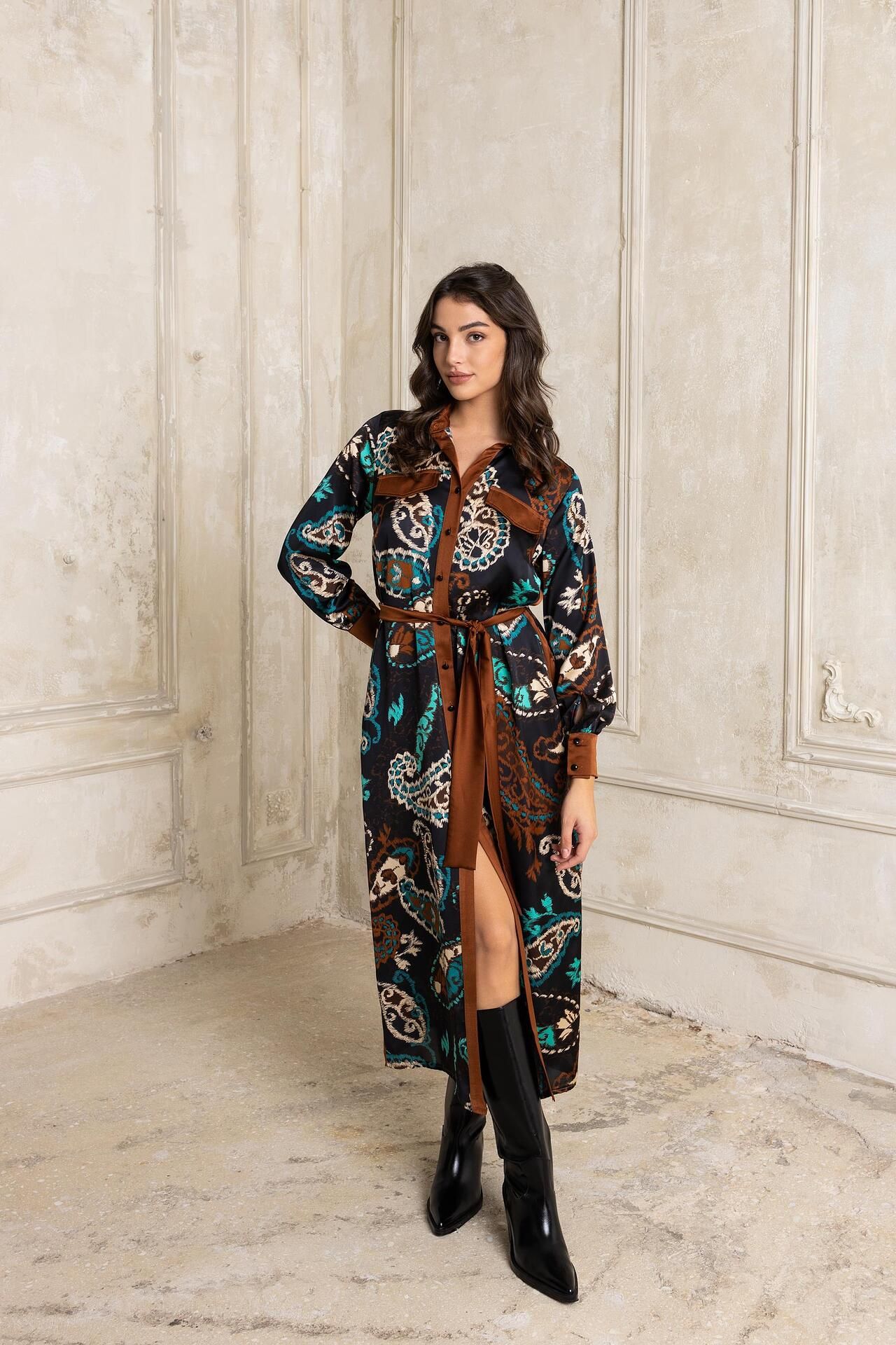 Open Φόρεμα εμπριμέ σε ίσια γραμμή,με τσέπες στο στήθος