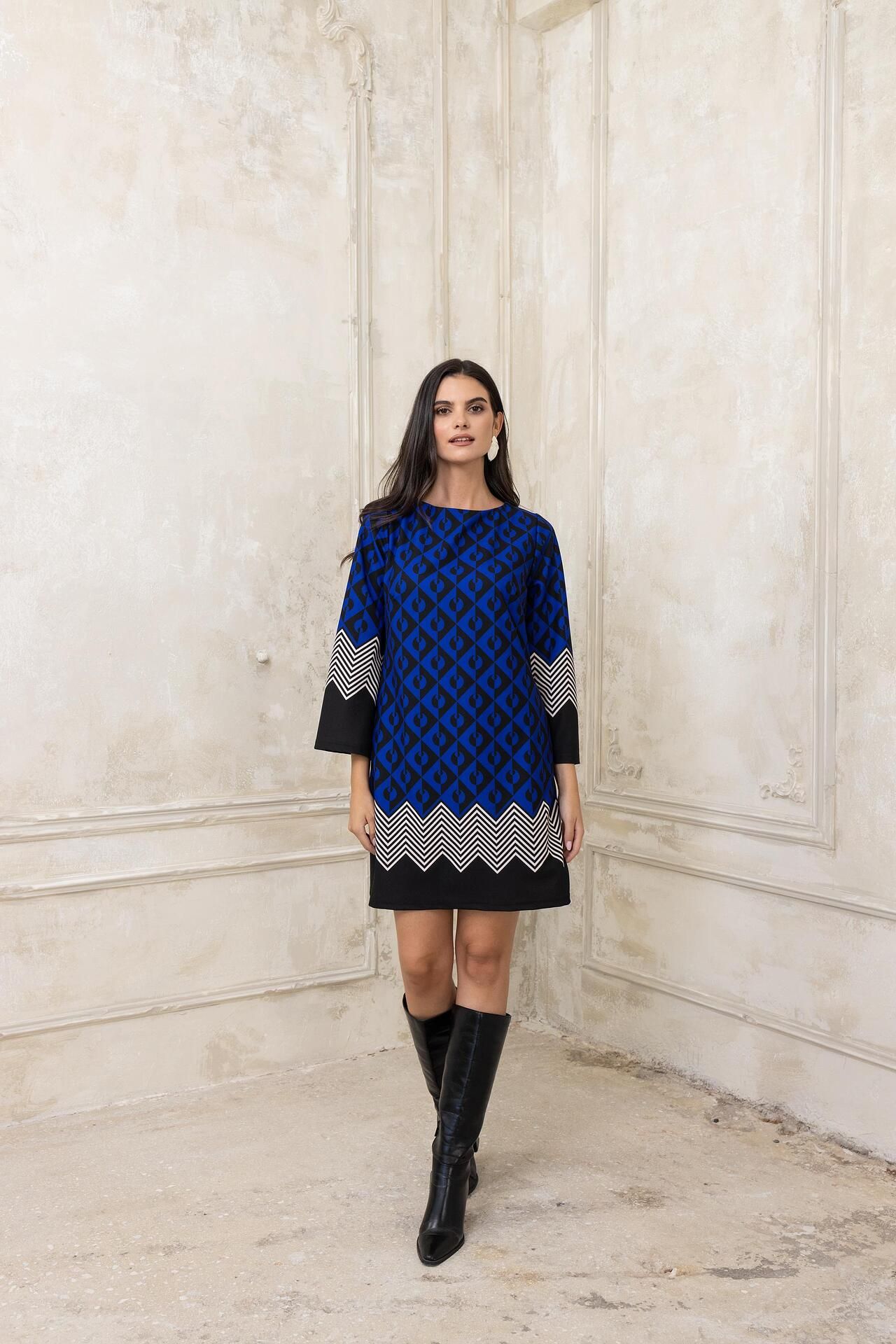 Open φόρεμα σε άλφα γραμμή