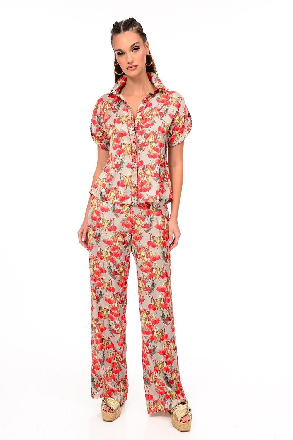 We cossΠουκάμισο  με Κερασάκια