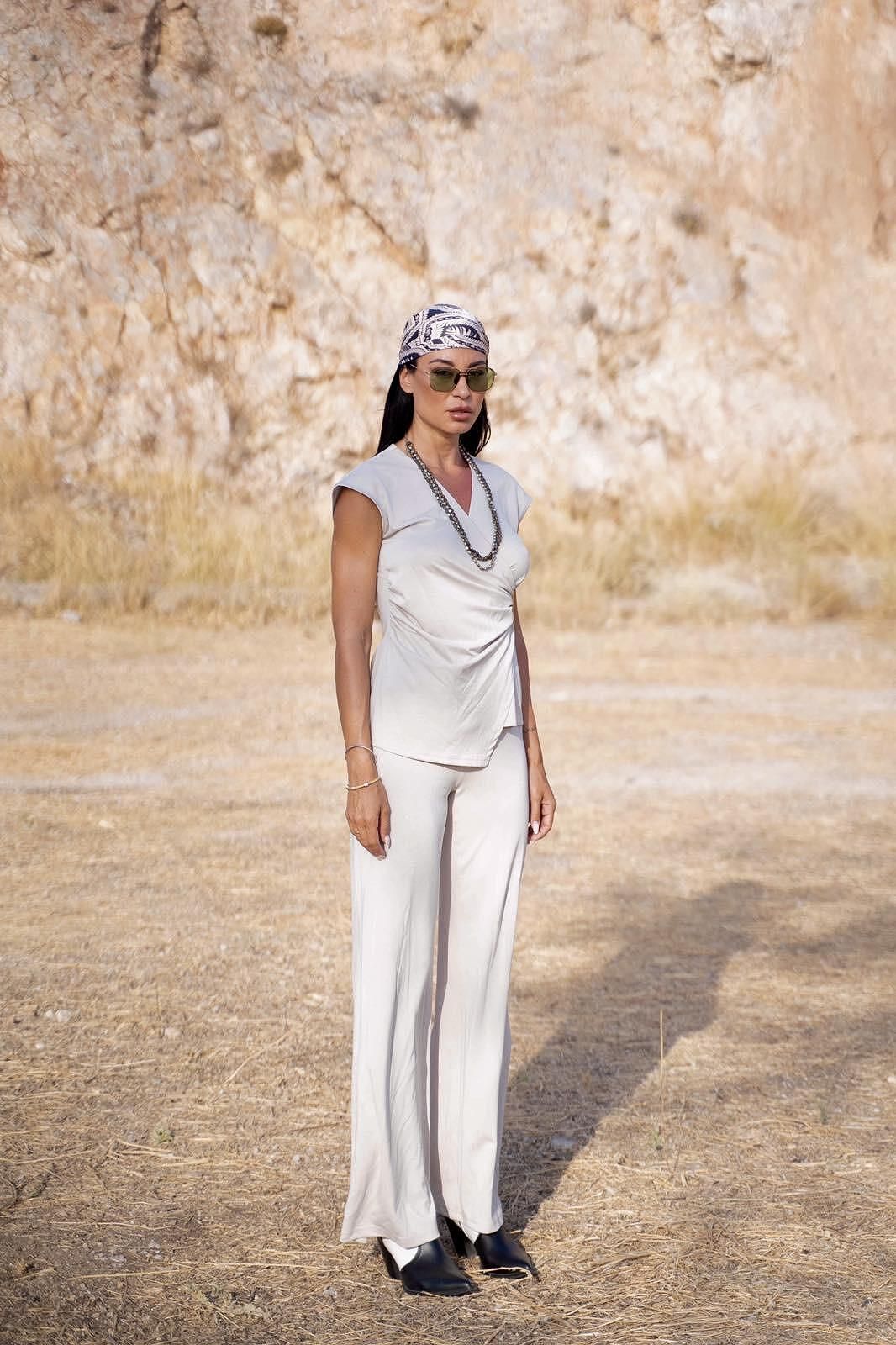 Σετ μπλούζα ελαστική και παντελόνα με λάστιχο