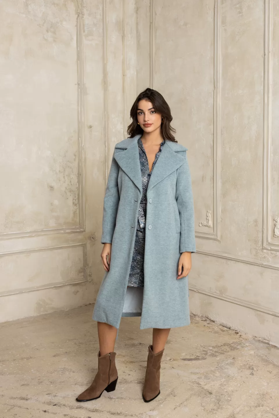 Open Κλασικό παλτό με γιακά και ζώνη γκρι