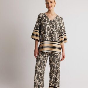 Open Σετ με ιδιαίτερη λαιμόκοψη εμπριμέ