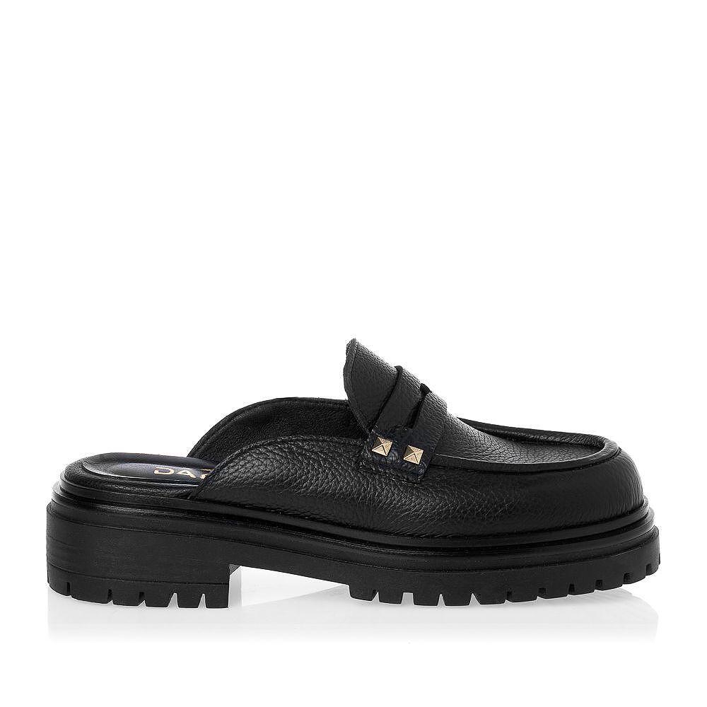 Sante D2D Leather Collection