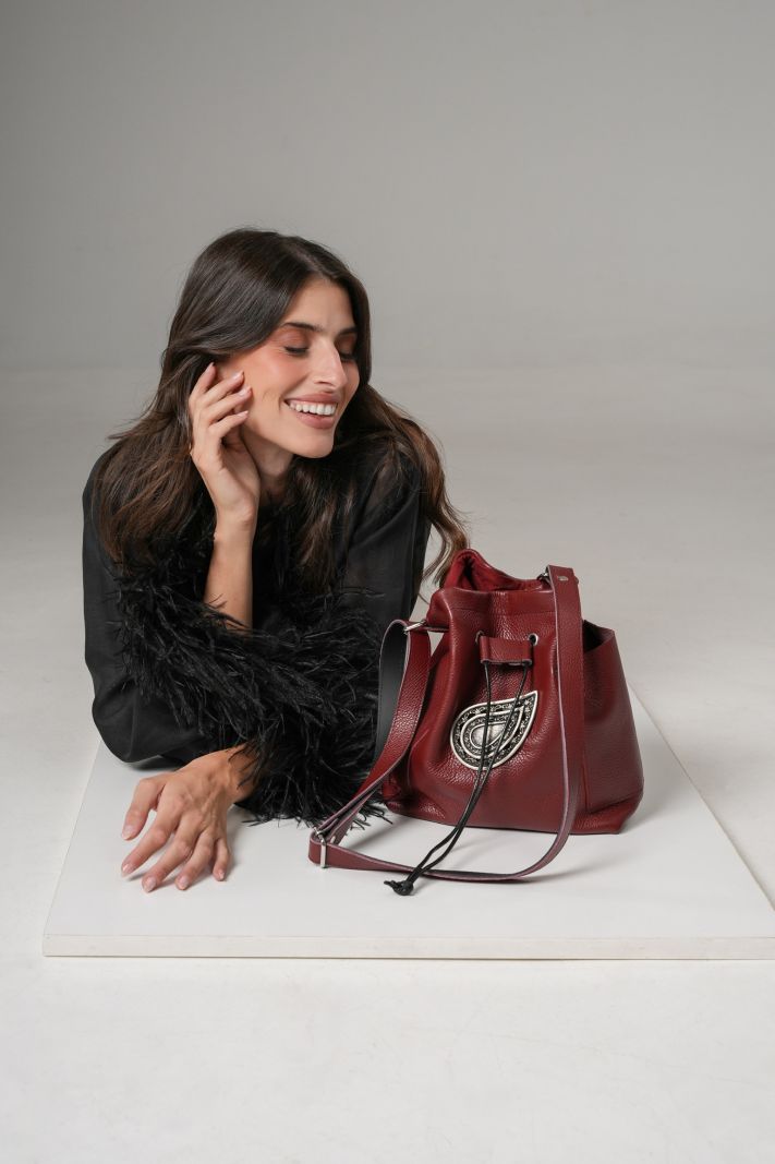 Lavita ” PIXIE SCARLET” &Chi;&epsilon;&iota;&rho;&omicron;&pi;&omicron;ί&eta;&tau;&eta; &Delta;&epsilon;&rho;&mu;ά&tau;&iota;&nu;&eta; &Tau;&sigma;ά&nu;&tau;&alpha;