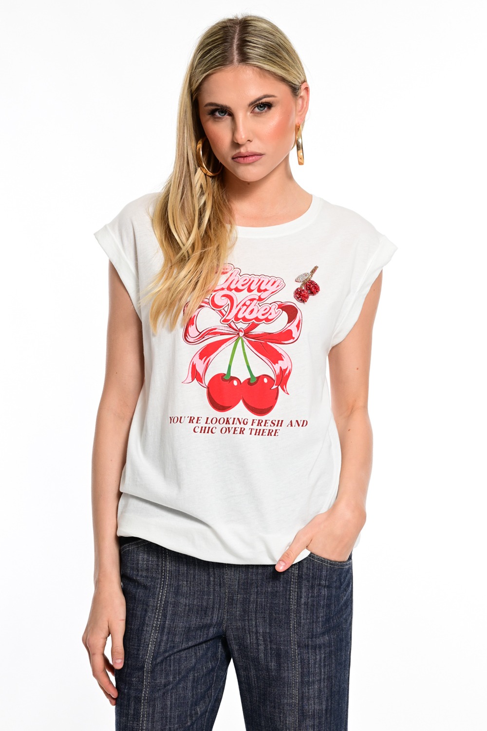 We Coss T-shirt “Cherry Vibes” | Λευκό
